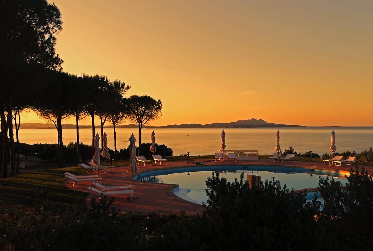Hotel Porto Piccolo Бая Сардиния Екстериор снимка